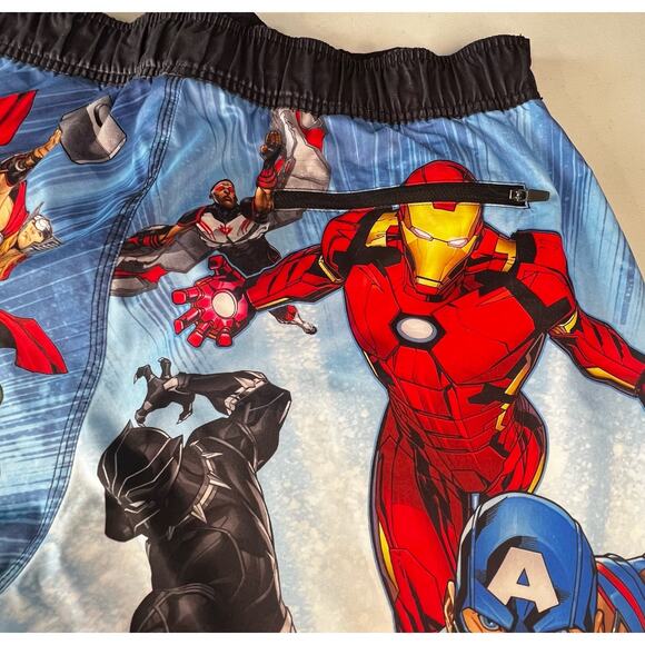 Marvel Superheroes Swim Trunks Mens M Captain America Thor Hulk Iron Man - Picture 5 of 8